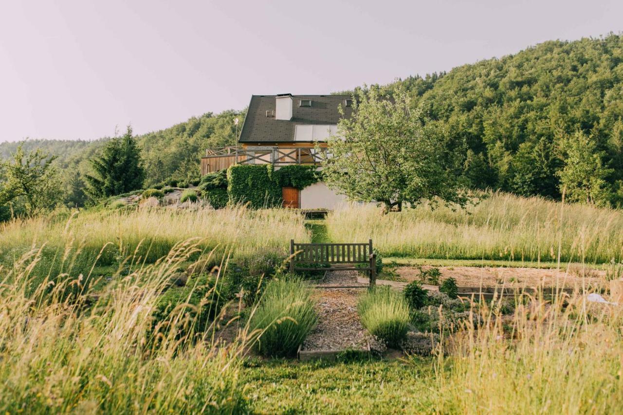 Na Kupcku Estate "Nature Reatreat & Wellness" Идрия Екстериор снимка